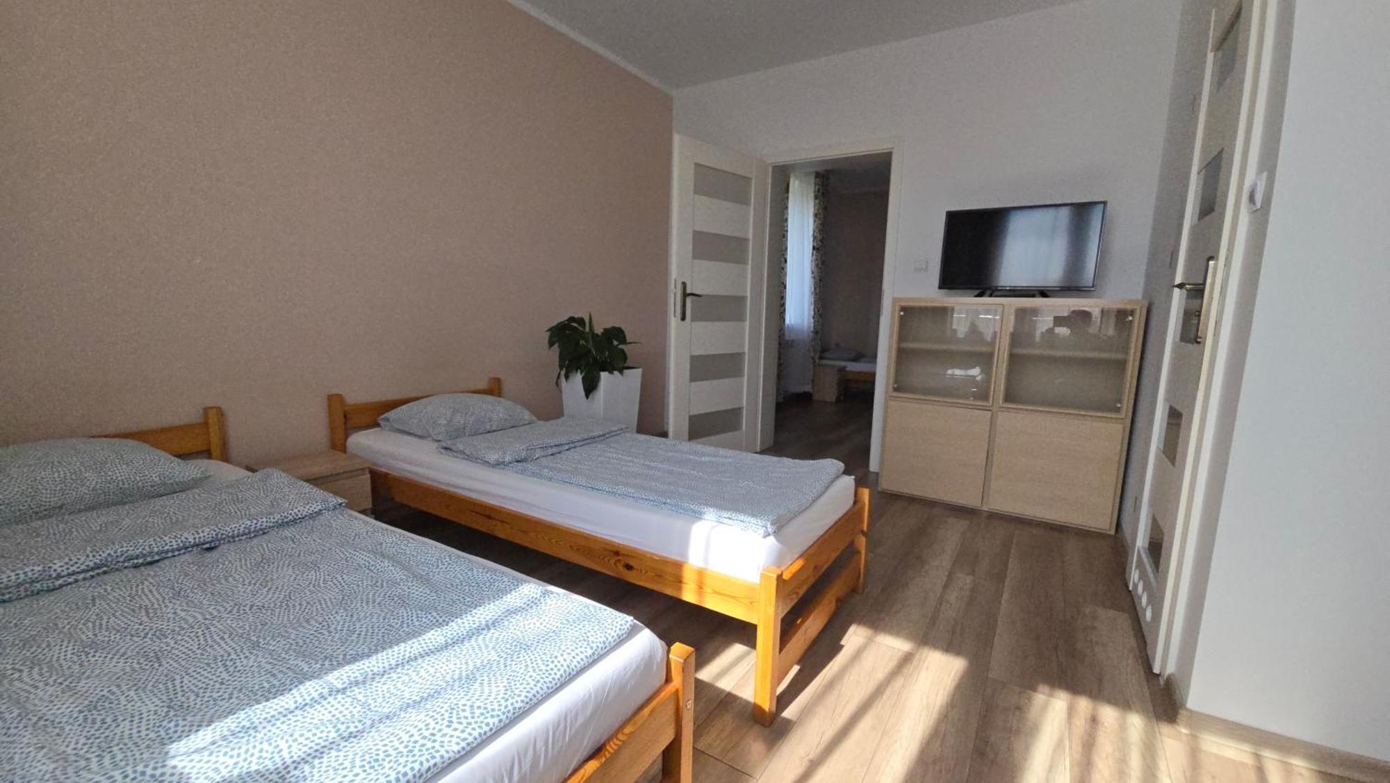 Vip Village Las Woda Rower - Podgrzewany Basen, Balia, Sauna Miedzierza 外观 照片