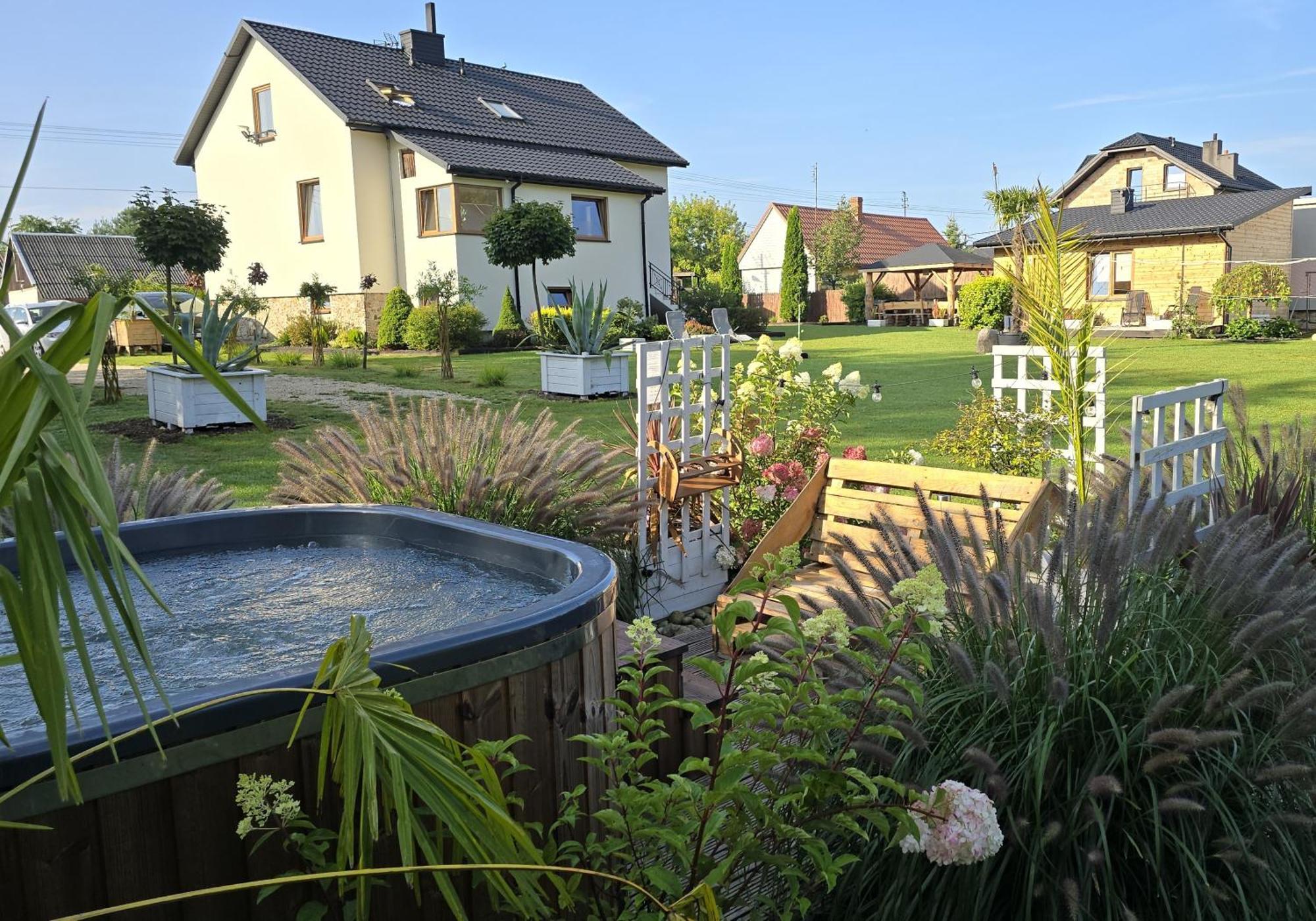 Vip Village Las Woda Rower - Podgrzewany Basen, Balia, Sauna Miedzierza 外观 照片