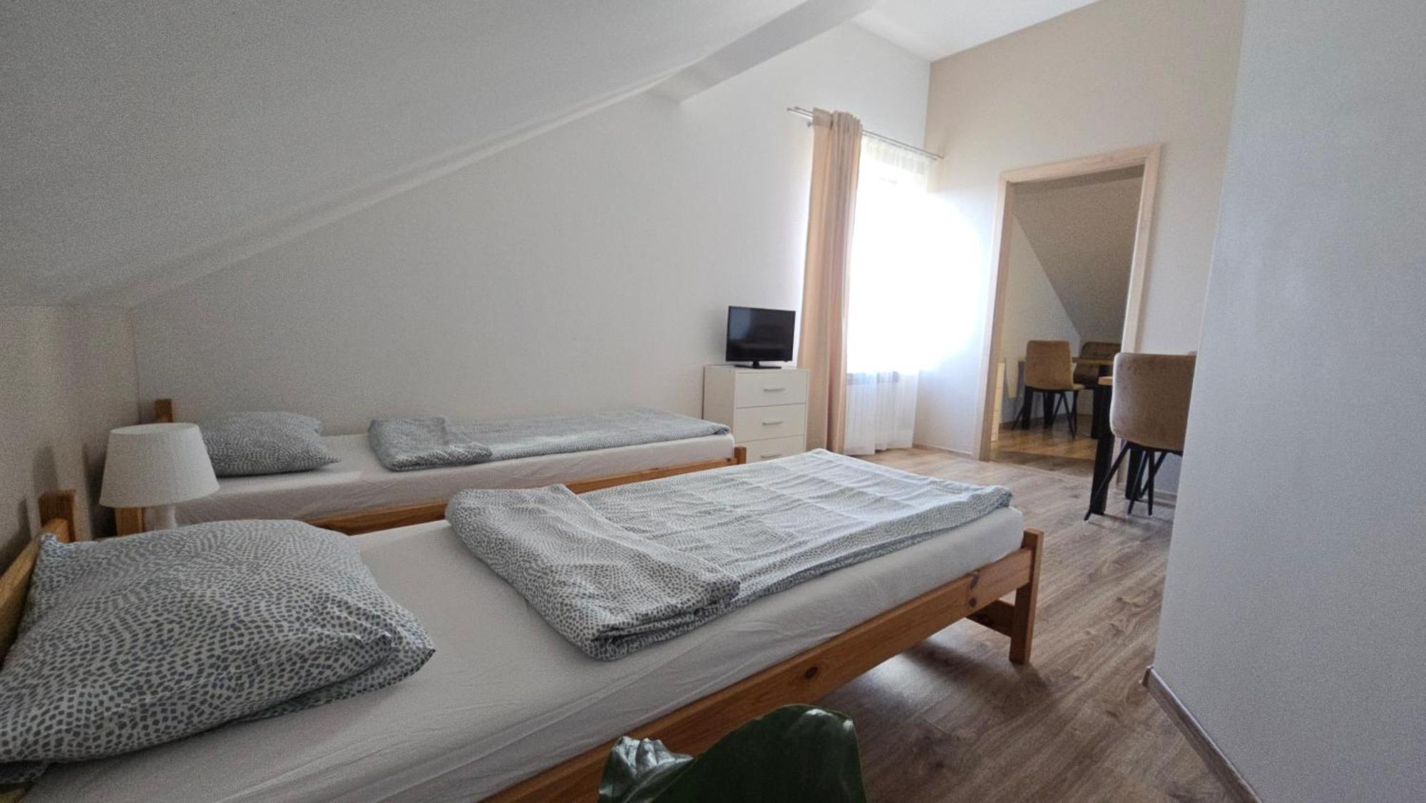 Vip Village Las Woda Rower - Podgrzewany Basen, Balia, Sauna Miedzierza 外观 照片