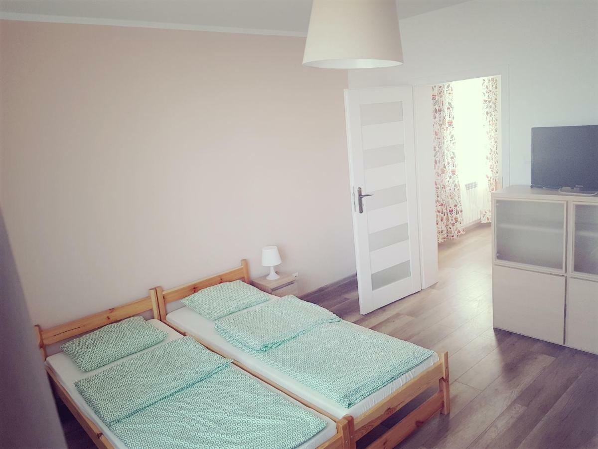Vip Village Las Woda Rower - Podgrzewany Basen, Balia, Sauna Miedzierza 外观 照片